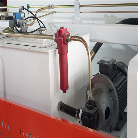 CNC frena shtypëse tandem hidraulike me shtyllë ndriçimi