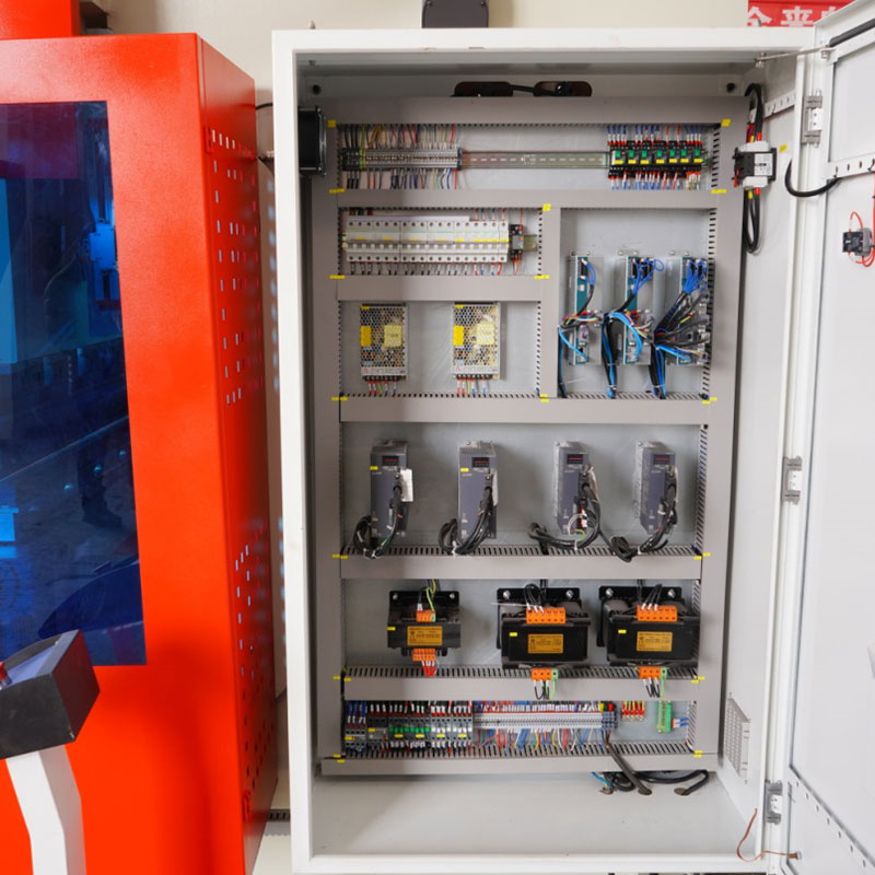 Makinë frenimi me presion hidraulik CNC Modeli Wc67k-80tx3200