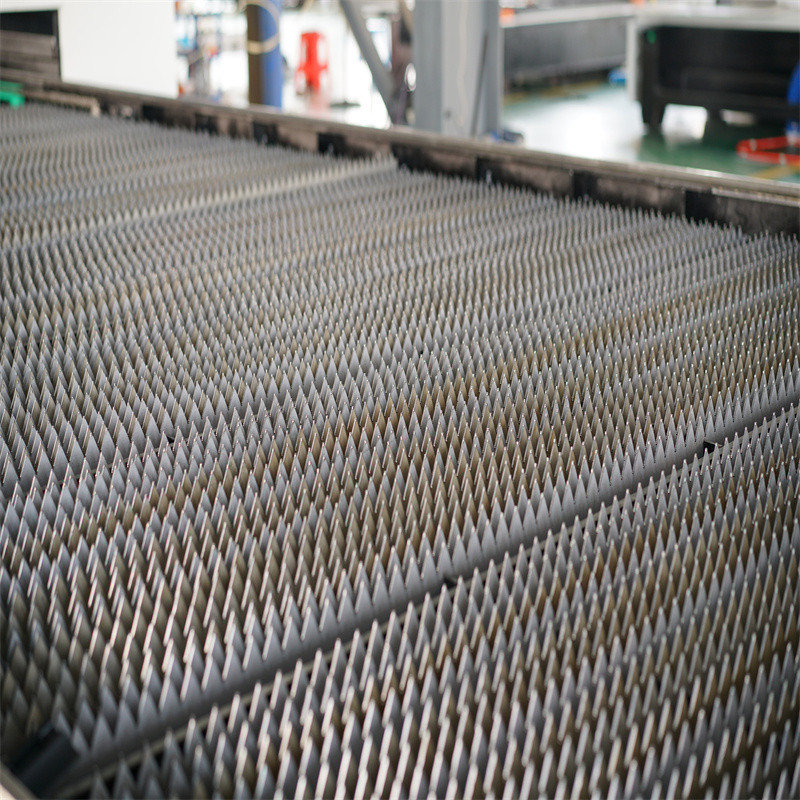 Makinë prerëse me lazer me fibra 1000 2000 3000w për bakër çeliku alumini