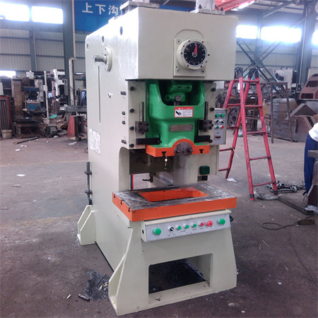 Makinë grushtuese Makinë grushtuese hidraulike Accurl e markës CNC Makinë grushtuese hidraulike me frëngji